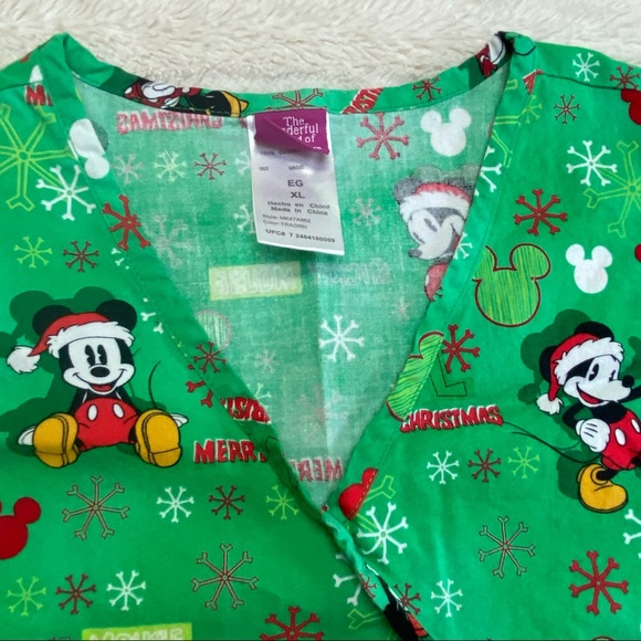 Disney holiday Mickey Mouse Women's scrub Top XL - Picture 3 of 14
